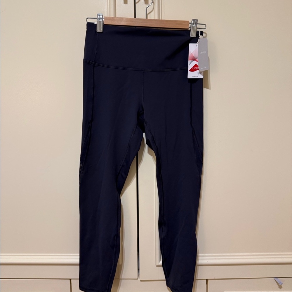NEIWAI Active Women’s Leggings Size L in Obsidian with Mesh Cutouts LYCRA